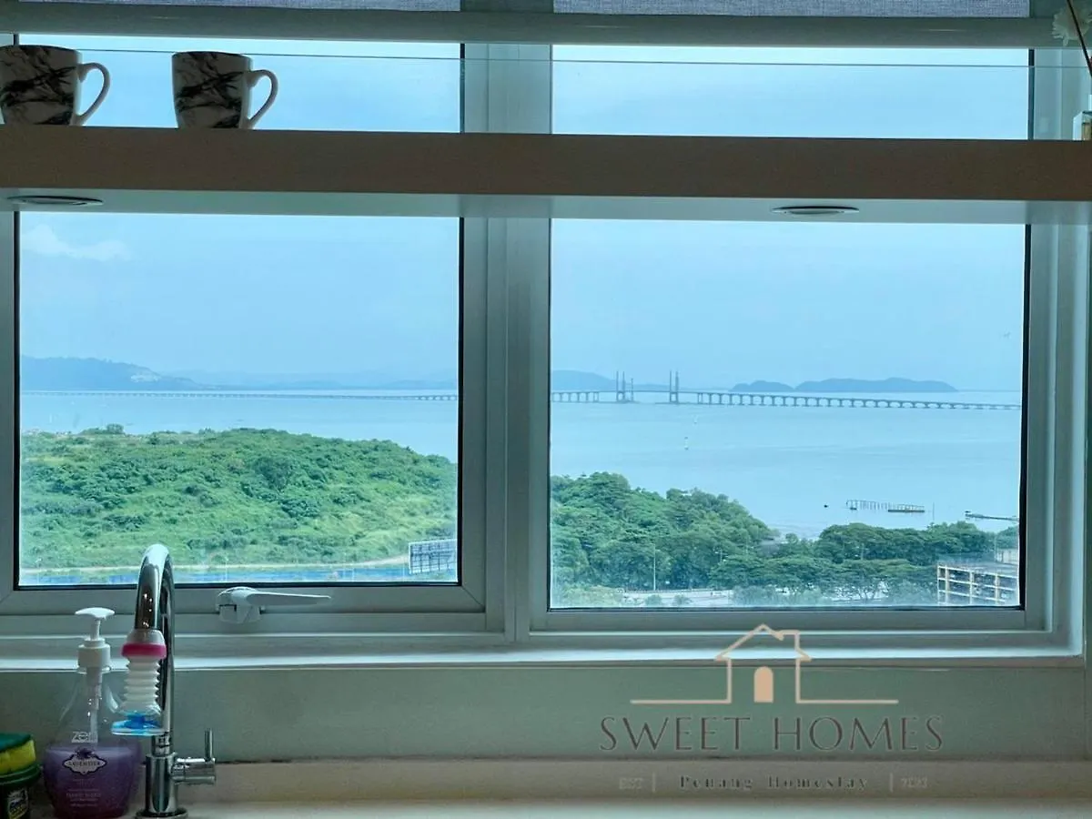 Apartment Pool View Stylish Suite At Jelutong Penang 1-4Pax George Town