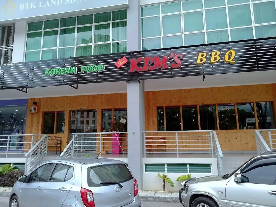 Pool View Stylish Suite At Jelutong Penang 1-4Pax George Town Apartment